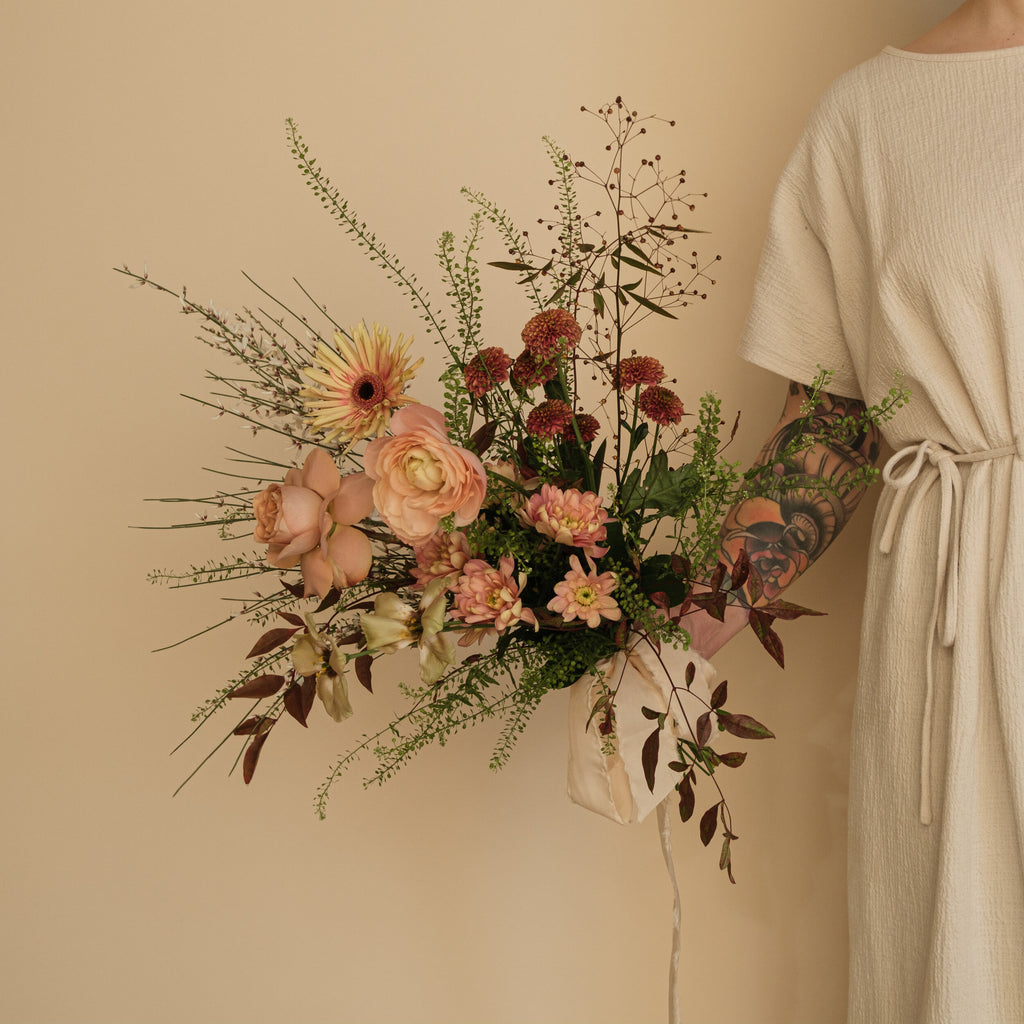 Flower subscription Toronto weekly seasonal flowers delivery